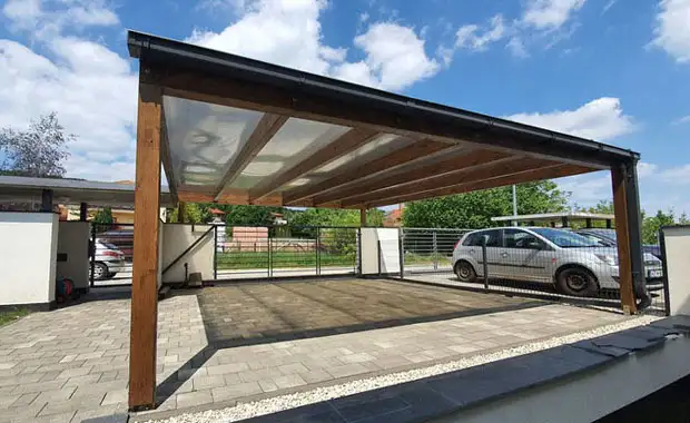 Egyedi kocsibeállók építése