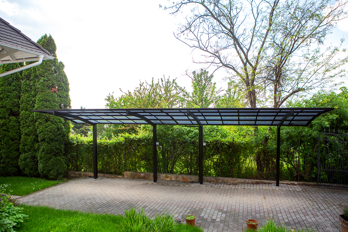 Ximax kocsibeálló ötletek, előregyártott kocsibeálló, dupla kocsibeálló, alumínium vázzal és polikarbonát tetővel