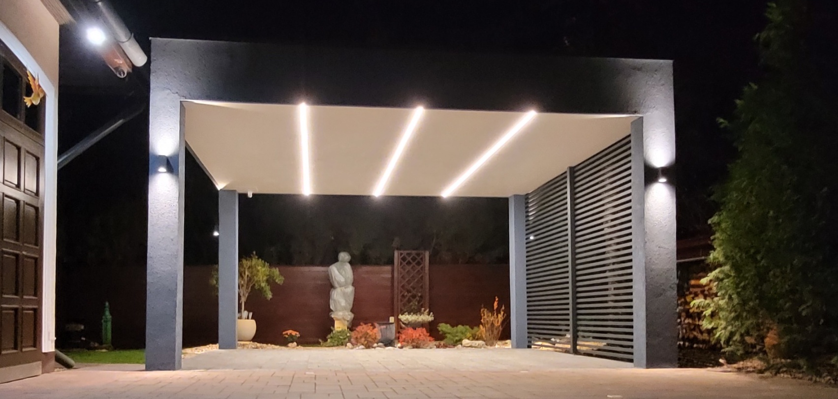 Modern vakolt kocsibeálló LED világítással