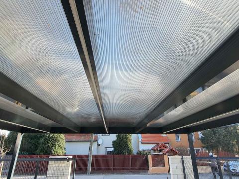 Aluminium kocsibeallo polikarbonat fedes LED csikok Deluxe Building3 0