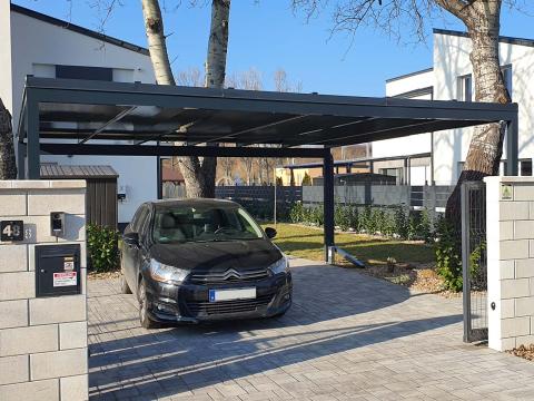 Aluminium kocsibeallo polikarbonat fedes LED csikok Deluxe Building5 0