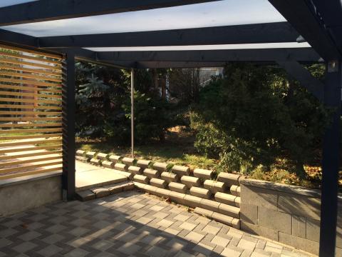 Autóbeálló ragasztott fából polikarbonát fedéssel 3