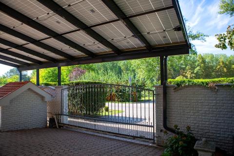 Deluxe dupla egyedi napelemes kocsibeallo aluminium szerkezet antracit 10