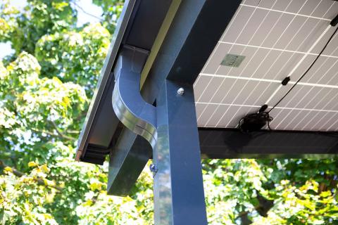 Deluxe dupla egyedi napelemes kocsibeallo aluminium szerkezet antracit 13