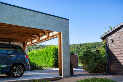 Deluxe egyedi termeskovel boritott dupla kocsibeallo 7