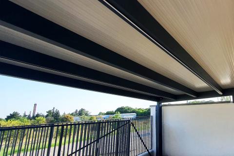 Deluxe kocsibeallo egyedi dupla kocsibeallo ragasztott fa szerkezet szendvicspanel fedes antracit szin 04