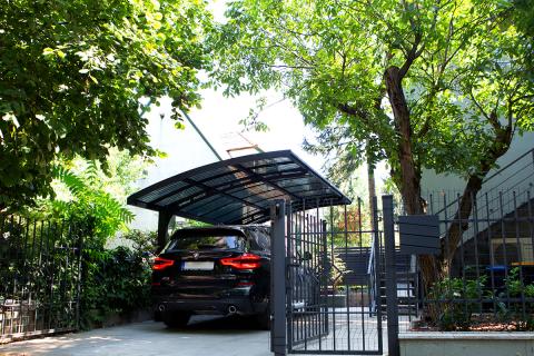 Deluxe kocsibeallo palram arizona eloregyartott aluminium szerkezet antracit 06 0