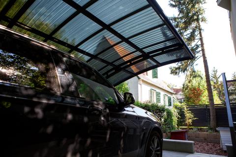 Deluxe kocsibeallo palram arizona eloregyartott aluminium szerkezet antracit 08 0