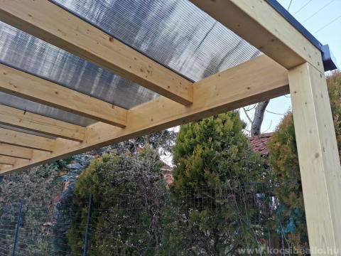 Nyitott egyedi gyártású kocsibeálló 05