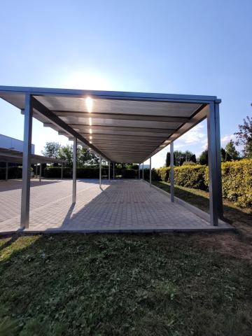 Parkoló, kocsibeálló fedés alumínium szerkezettel, polikarbonát fedéssel 07