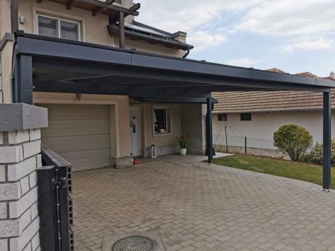 Ragasztott fa, polikarbonát fedésű kocsibeálló 04