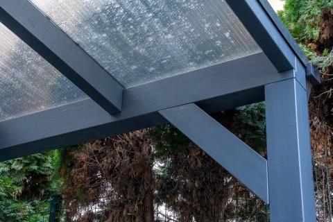 Ragasztott fa kocsibeallo polikarbonat fedessel6