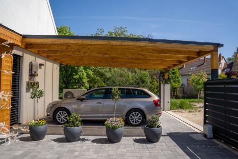 Ragasztott fa kocsibeallo polikarbonat fedessel deluxe building 4 1