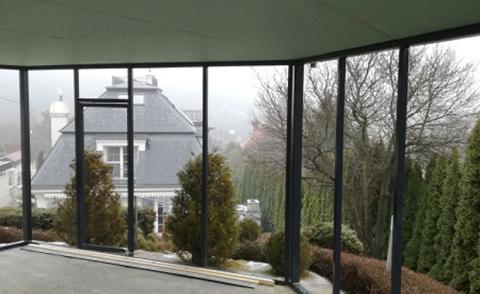 Üveggarázs gipszkartonozás