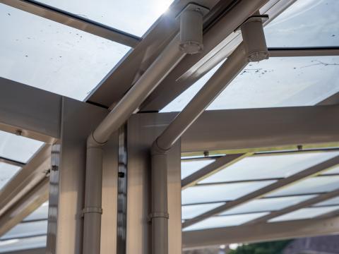 Ximax Linea alumínium kocsibeálló_Deluxe_Building_2